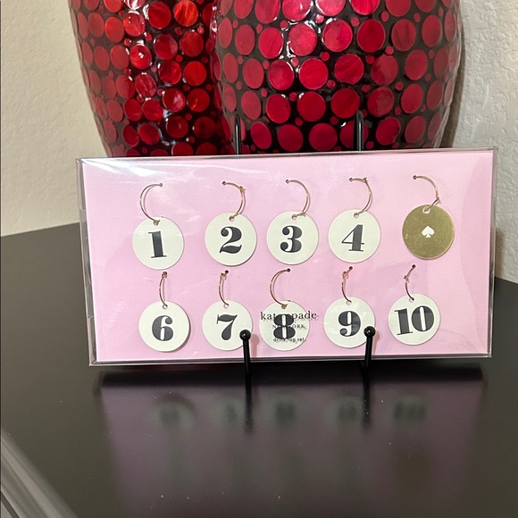 Kate Spade Foiled Paper Drink Tags Charms Set of 10 Numbered 1-10 - Picture 1 of 8